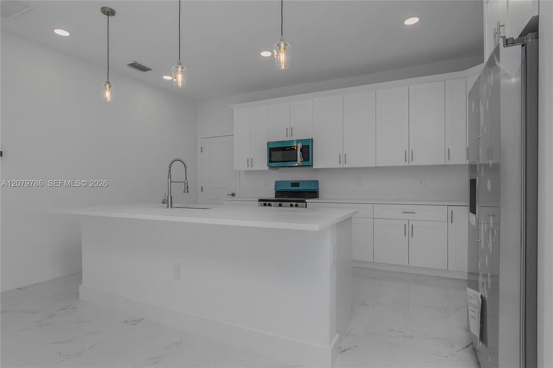 En Venta: $399,000 (3 camas, 2 baños, 0 Pies cuadrados)