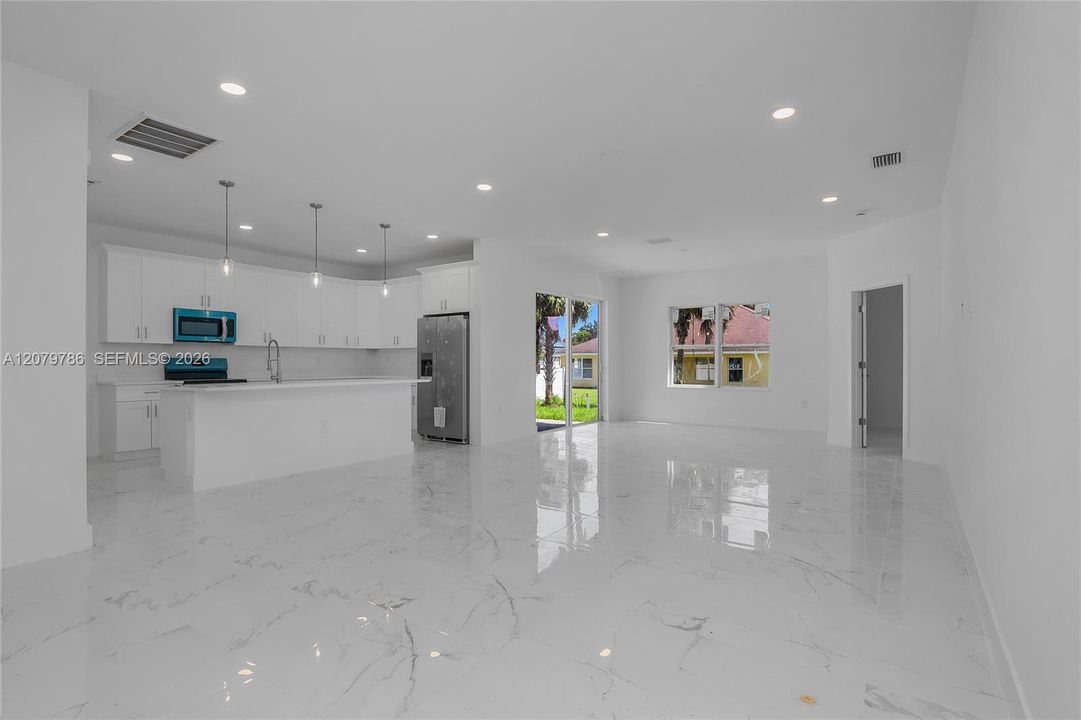 En Venta: $399,000 (3 camas, 2 baños, 0 Pies cuadrados)