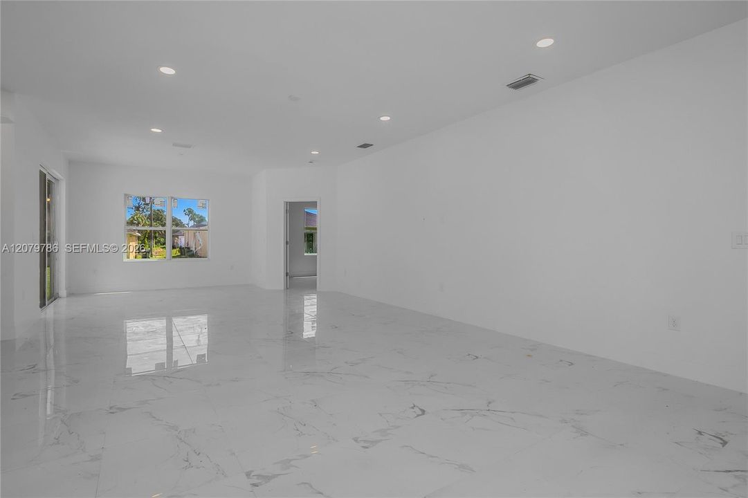 En Venta: $399,000 (3 camas, 2 baños, 0 Pies cuadrados)