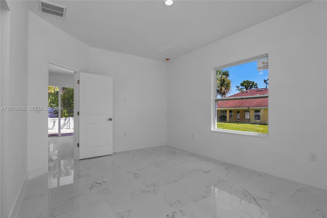 En Venta: $399,000 (3 camas, 2 baños, 0 Pies cuadrados)