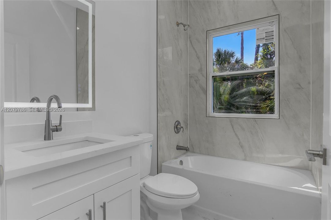 En Venta: $399,000 (3 camas, 2 baños, 0 Pies cuadrados)