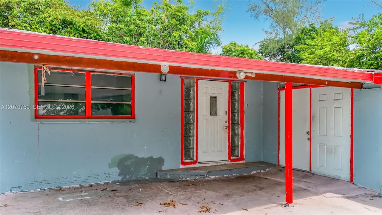 For Sale: $525,000 (3 beds, 2 baths, 1252 Square Feet)