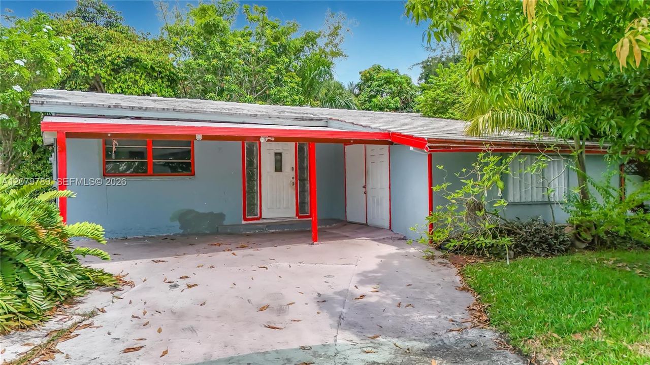 For Sale: $525,000 (3 beds, 2 baths, 1252 Square Feet)