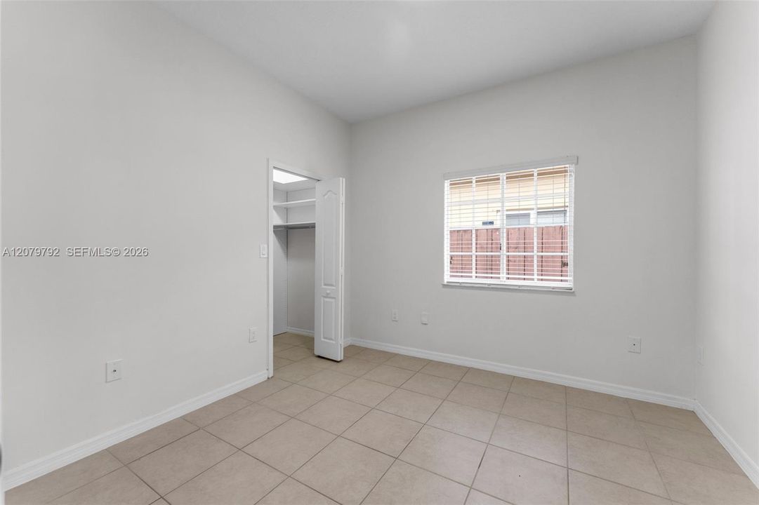 For Rent: $3,500 (4 beds, 2 baths, 2135 Square Feet)