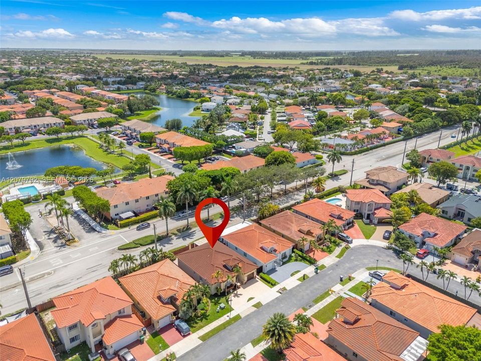 For Rent: $3,500 (4 beds, 2 baths, 2135 Square Feet)