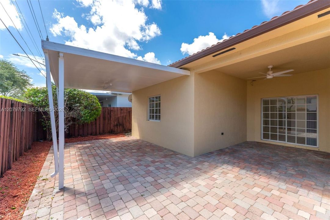 For Rent: $3,500 (4 beds, 2 baths, 2135 Square Feet)