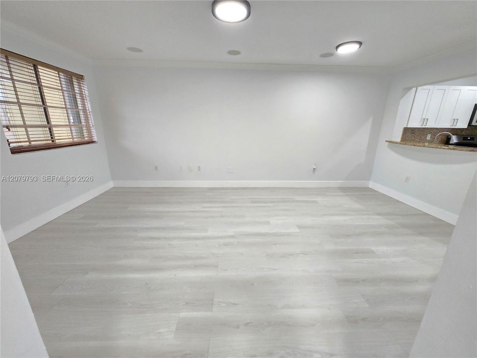 For Rent: $2,500 (2 beds, 2 baths, 904 Square Feet)