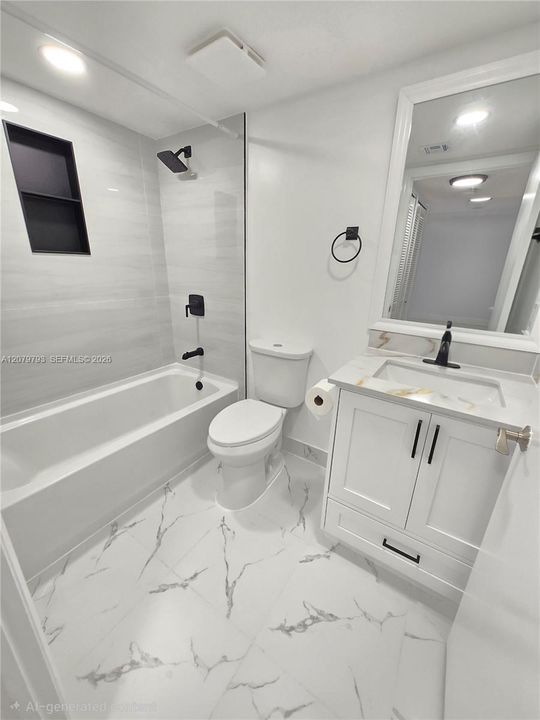For Rent: $2,500 (2 beds, 2 baths, 904 Square Feet)