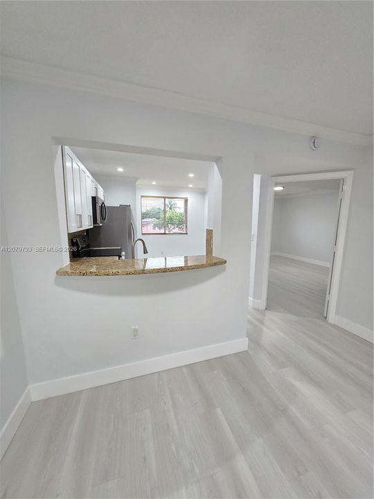 For Rent: $2,500 (2 beds, 2 baths, 904 Square Feet)