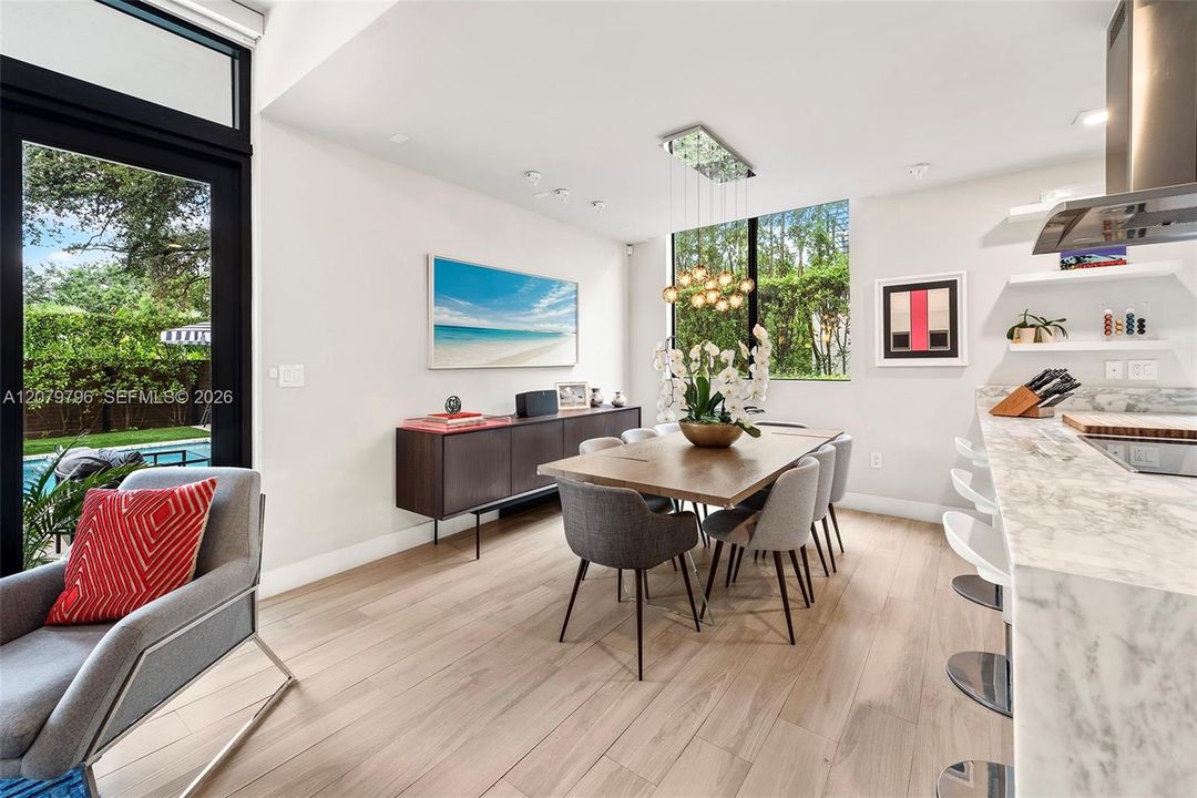 For Rent: $12,500 (3 beds, 3 baths, 2664 Square Feet)