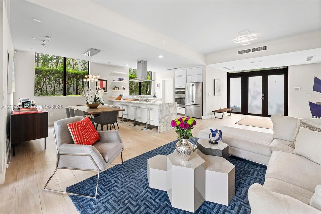 For Rent: $12,500 (3 beds, 3 baths, 2664 Square Feet)