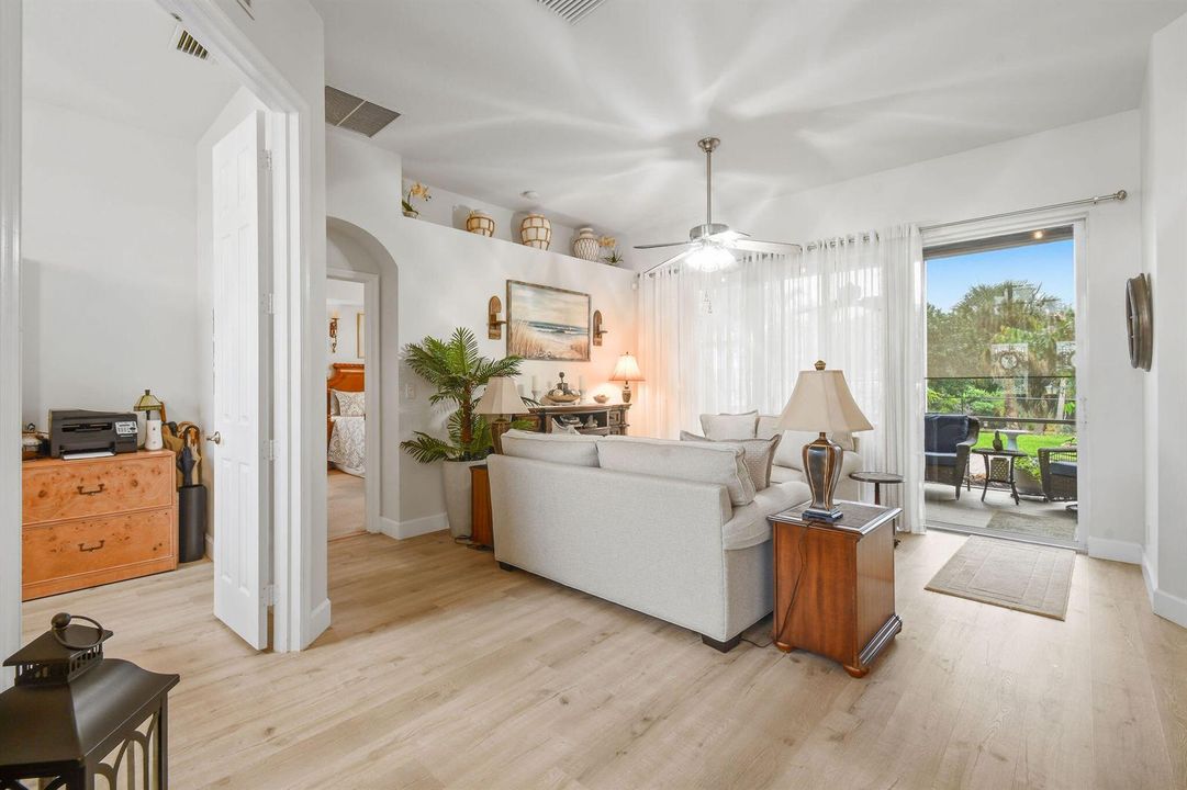 390SWJeanneAve(14)