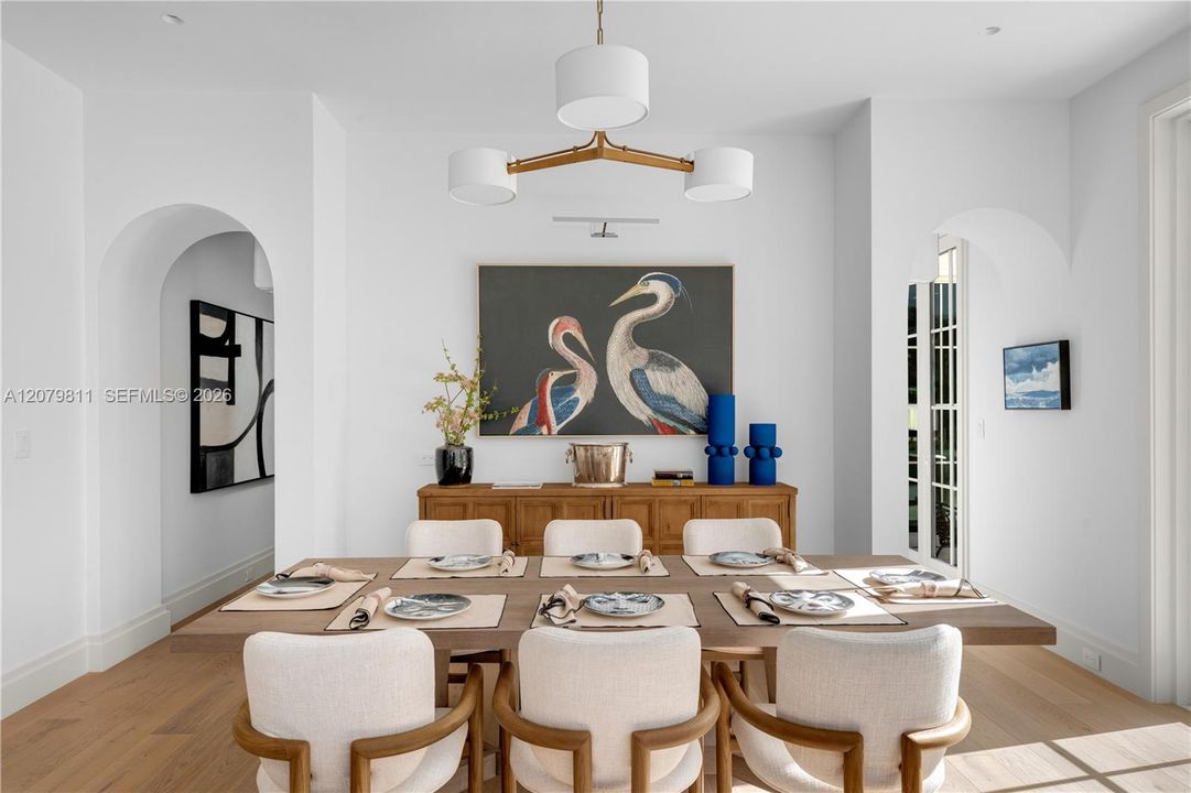 For Sale: $8,000,000 (6 beds, 5 baths, 1044 Square Feet)