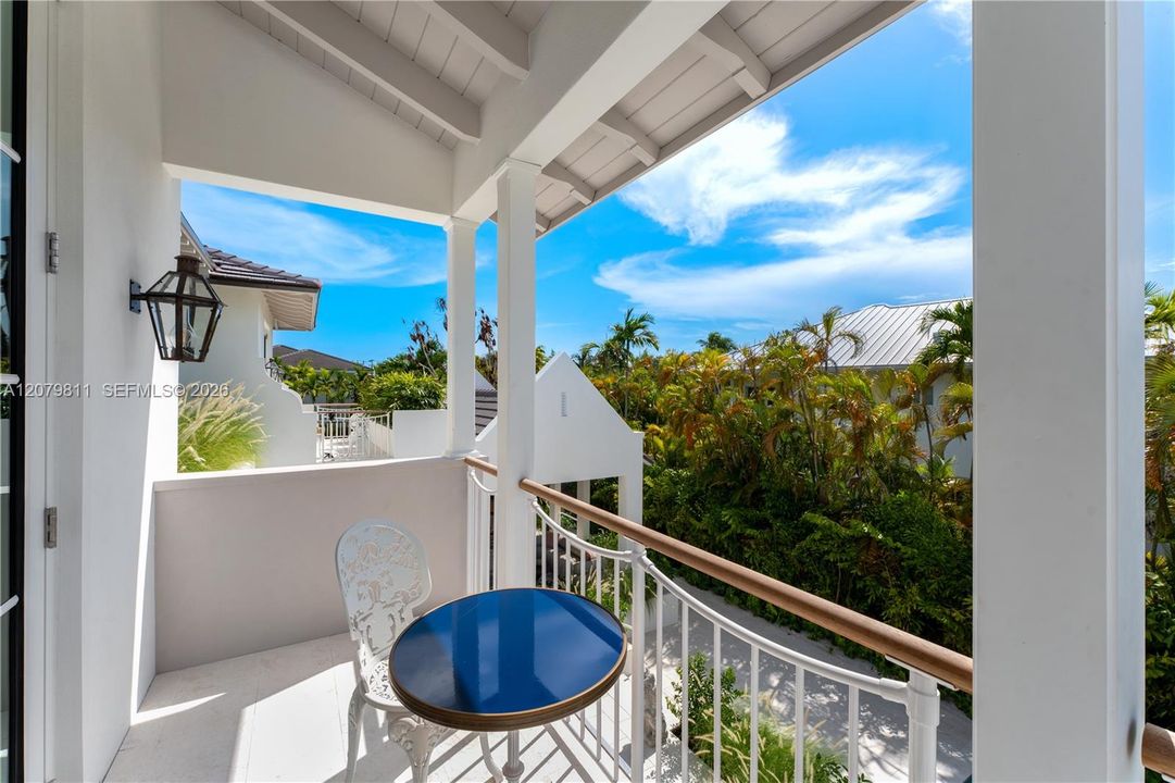 For Sale: $8,000,000 (6 beds, 5 baths, 1044 Square Feet)
