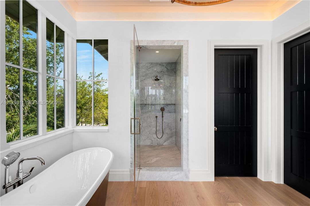 For Sale: $8,000,000 (6 beds, 5 baths, 1044 Square Feet)