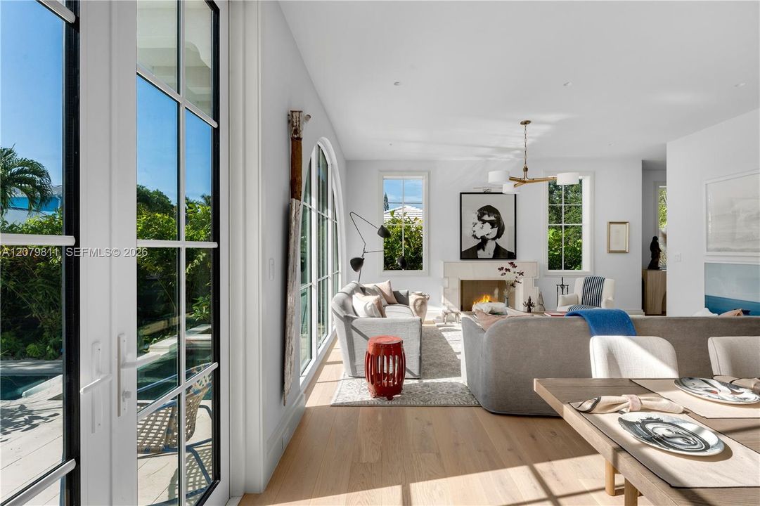 For Sale: $8,000,000 (6 beds, 5 baths, 1044 Square Feet)