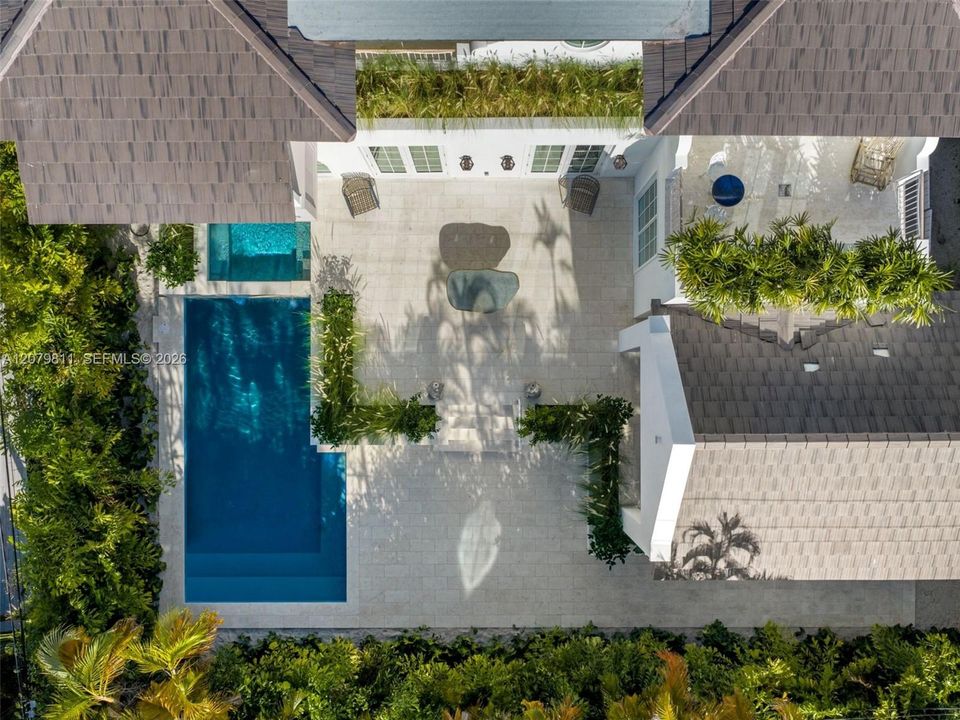 For Sale: $8,000,000 (6 beds, 5 baths, 1044 Square Feet)