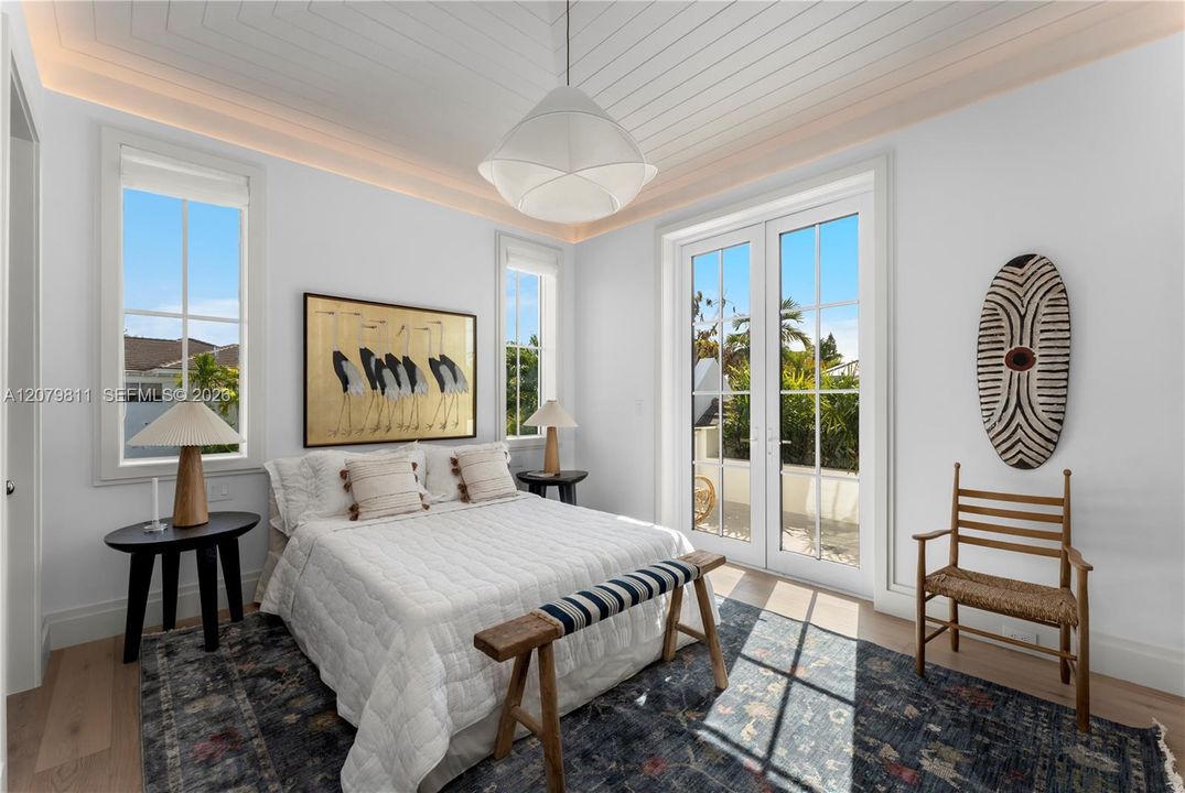 For Sale: $8,000,000 (6 beds, 5 baths, 1044 Square Feet)