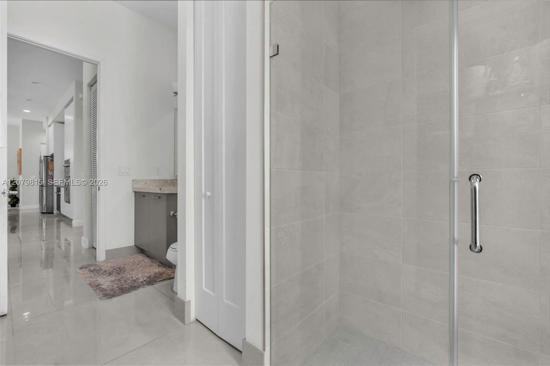 На продажу: $1,895,000 (5 спален, 5 ванн, 4280 Квадратных фут)