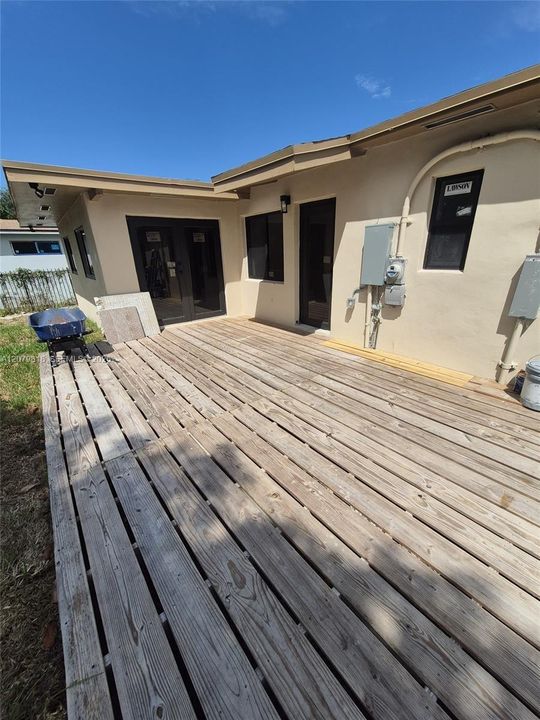 For Rent: $4,000 (3 beds, 2 baths, 0 Square Feet)
