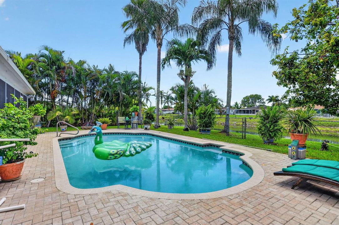11078 pool 1
