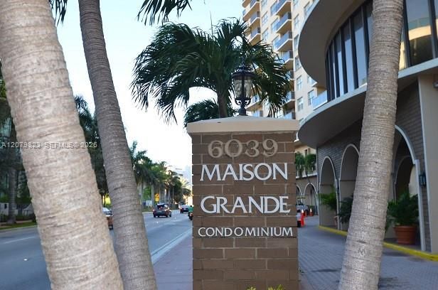 For Sale: $430,000 (2 beds, 2 baths, 1290 Square Feet)