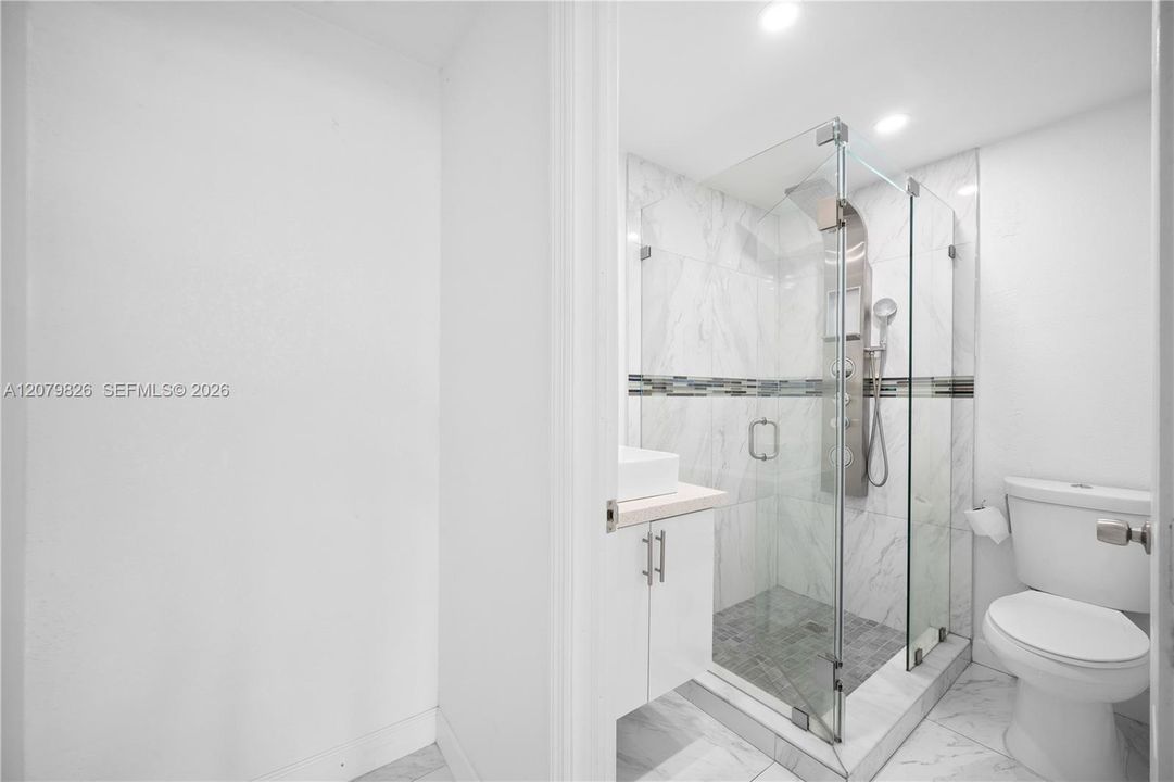 For Rent: $1,750 (1 beds, 1 baths, 600 Square Feet)