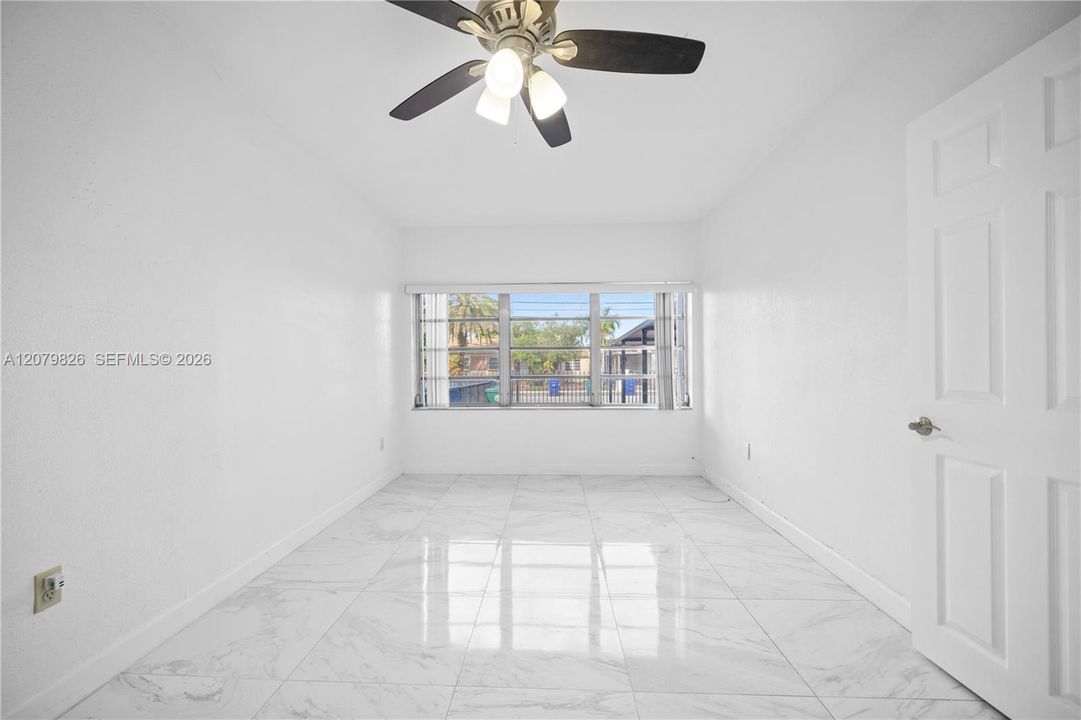 For Rent: $1,750 (1 beds, 1 baths, 600 Square Feet)