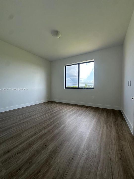 For Rent: $2,600 (3 beds, 2 baths, 1458 Square Feet)