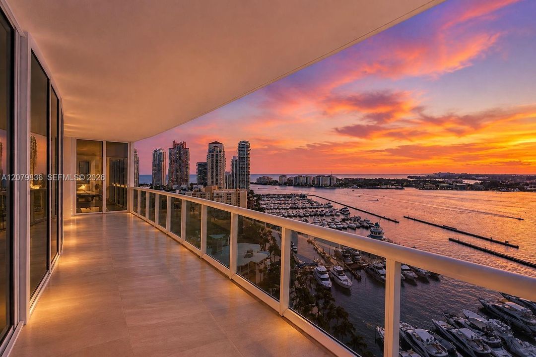 For Sale: $2,600,000 (2 beds, 2 baths, 1425 Square Feet)