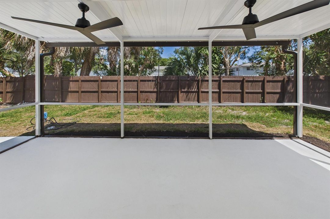 Patio, covered screened-in