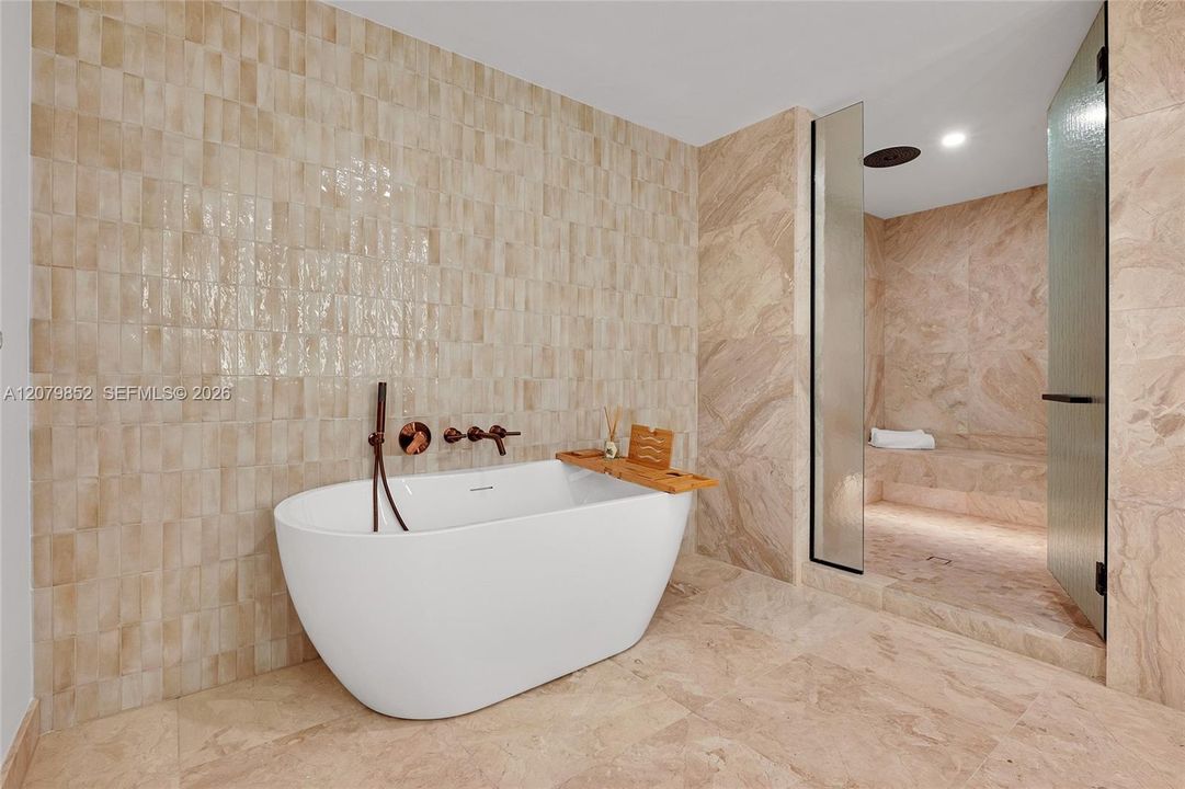 For Rent: $20,000 (3 beds, 3 baths, 2326 Square Feet)