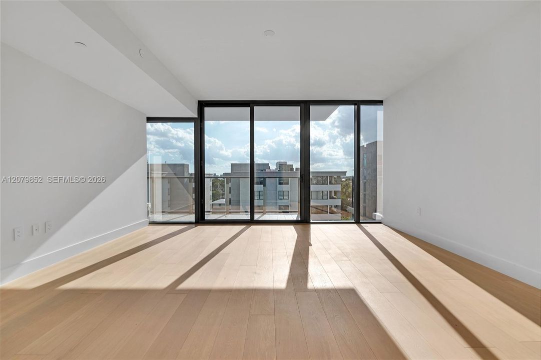 For Rent: $20,000 (3 beds, 3 baths, 2326 Square Feet)