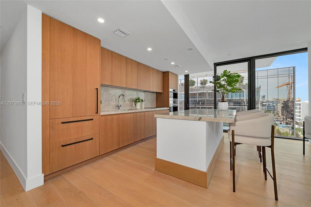 For Rent: $20,000 (3 beds, 3 baths, 2326 Square Feet)