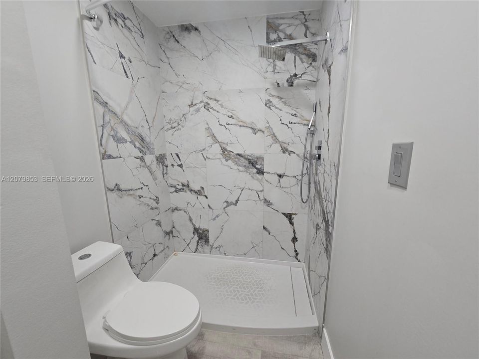 Master Bedroom Bath