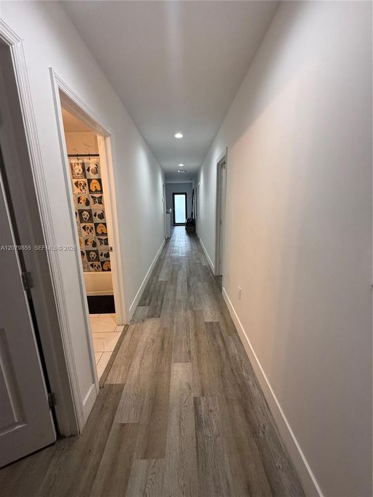 For Sale: $489,900 (4 beds, 2 baths, 1435 Square Feet)