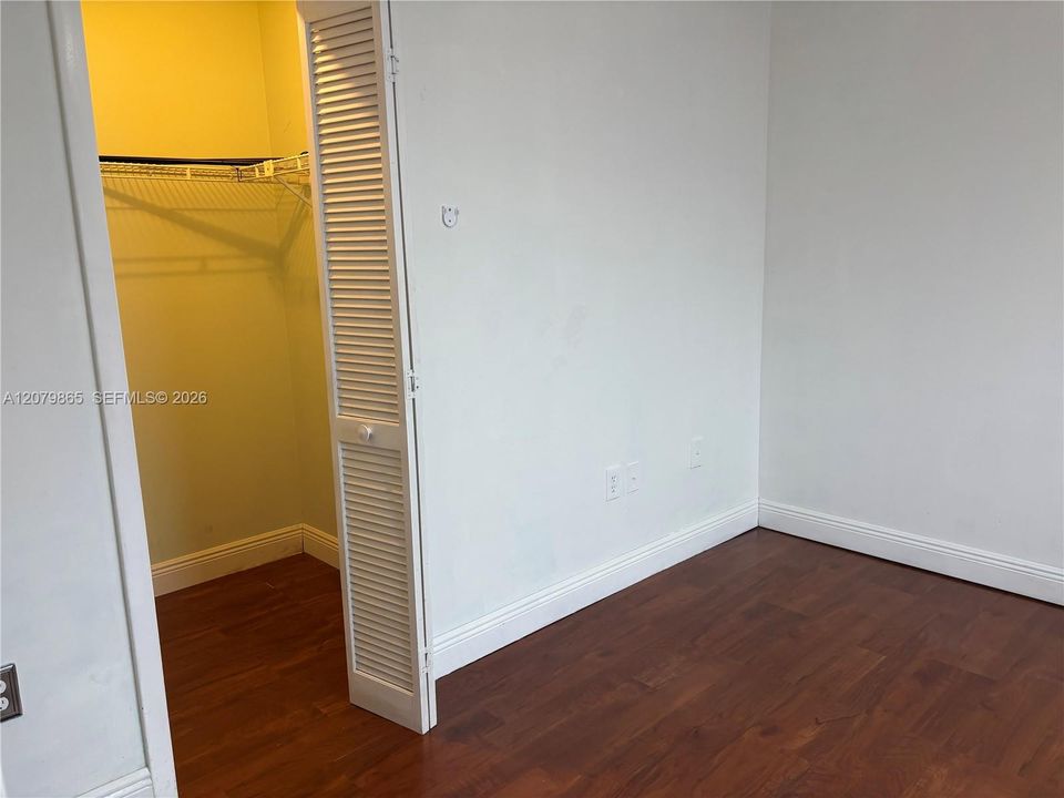 En Renta: $2,500 (2 camas, 2 baños, 965 Pies cuadrados)