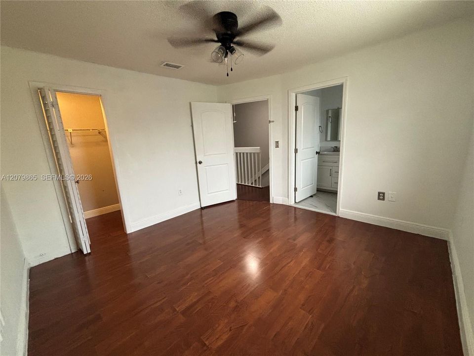 En Renta: $2,500 (2 camas, 2 baños, 965 Pies cuadrados)