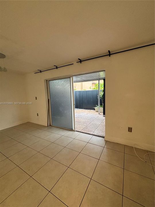 En Renta: $2,500 (2 camas, 2 baños, 965 Pies cuadrados)