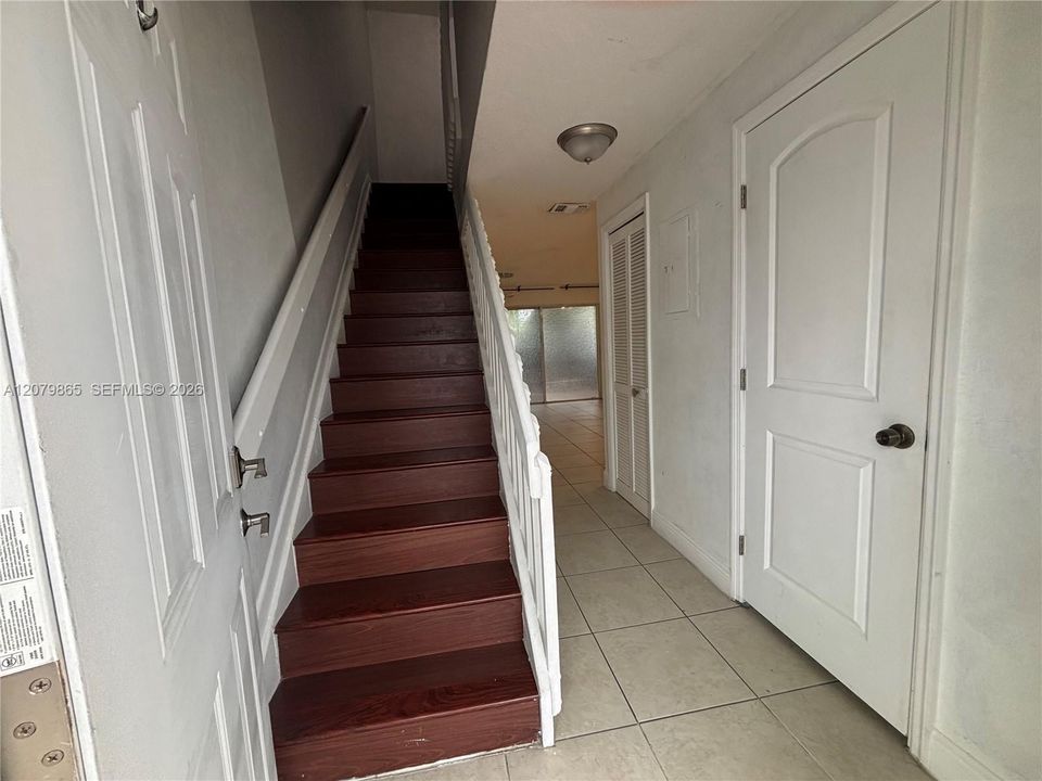 En Renta: $2,500 (2 camas, 2 baños, 965 Pies cuadrados)