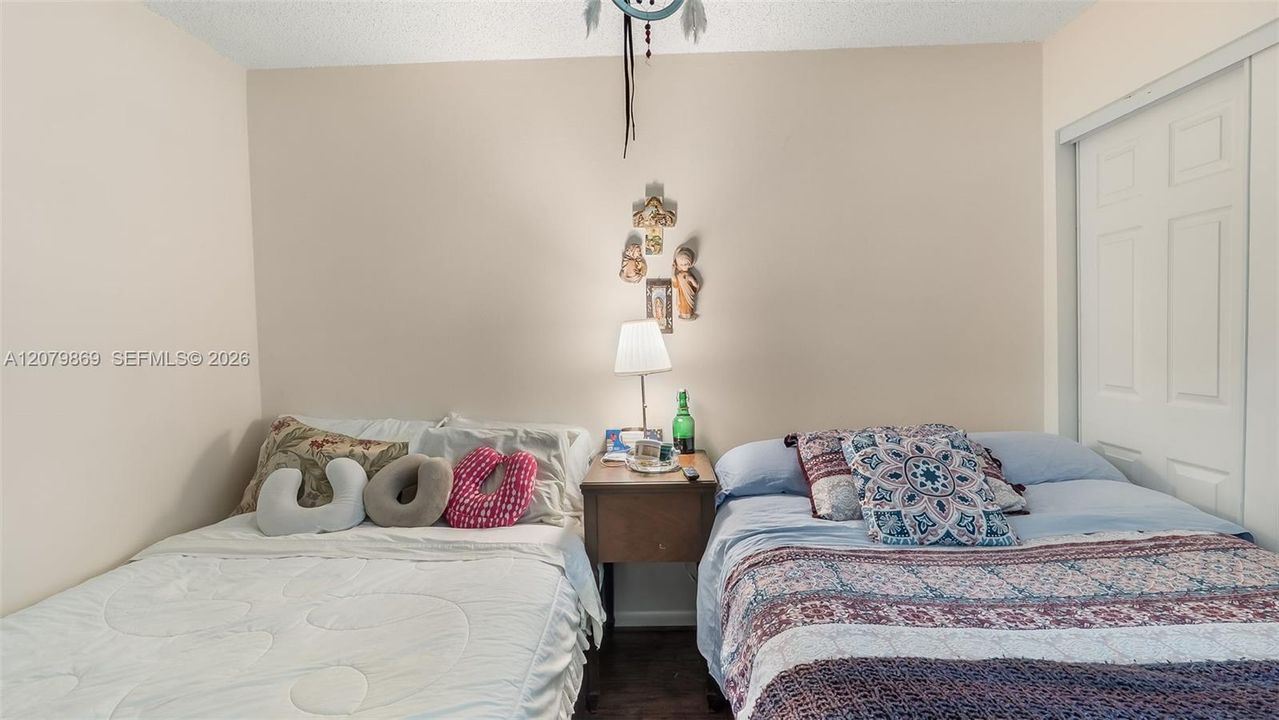 En Venta: $299,990 (2 camas, 2 baños, 948 Pies cuadrados)