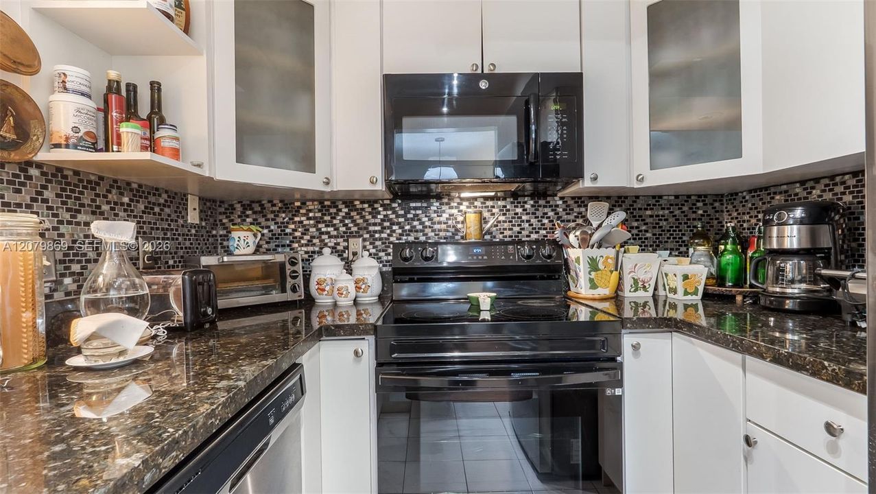 En Venta: $299,990 (2 camas, 2 baños, 948 Pies cuadrados)
