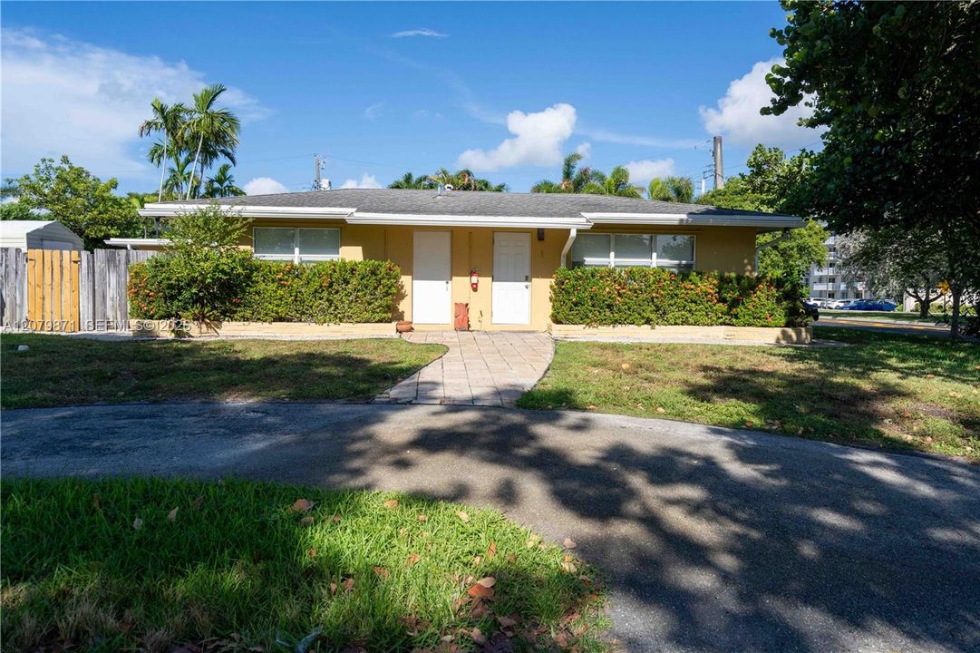 For Rent: $1,550 (1 beds, 1 baths, 500 Square Feet)