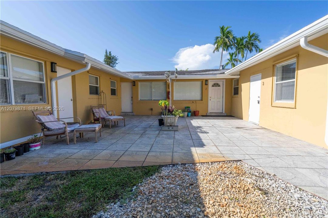For Rent: $1,550 (1 beds, 1 baths, 500 Square Feet)