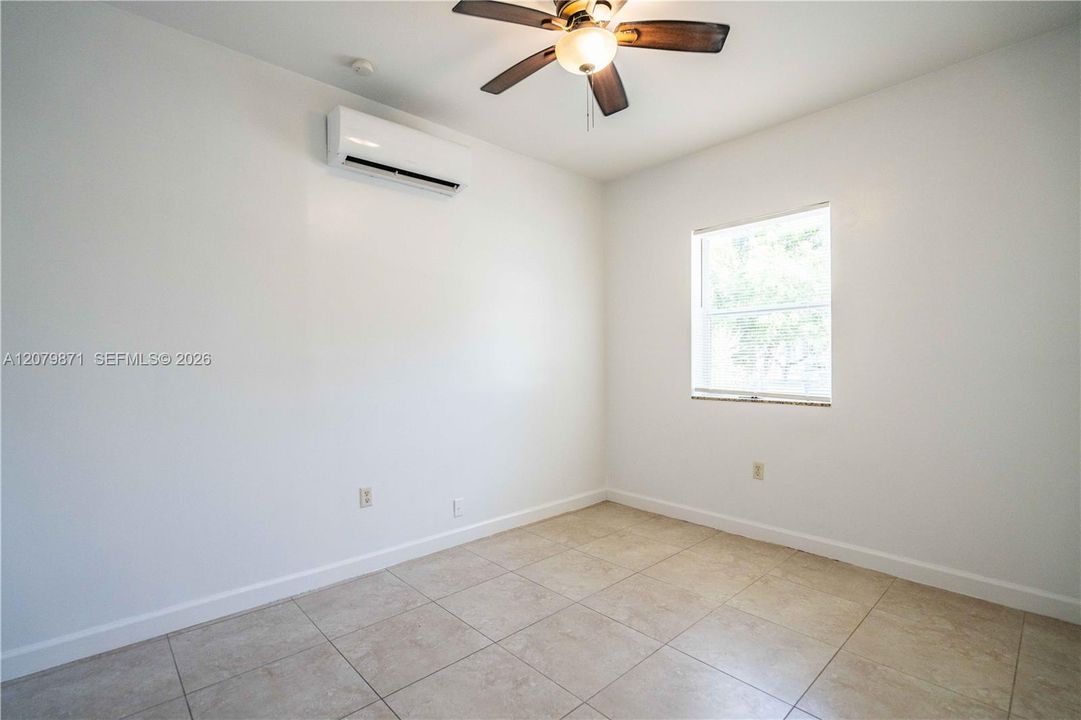 For Rent: $1,550 (1 beds, 1 baths, 500 Square Feet)