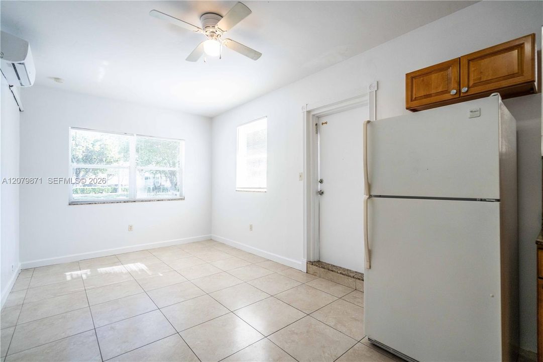 For Rent: $1,550 (1 beds, 1 baths, 500 Square Feet)