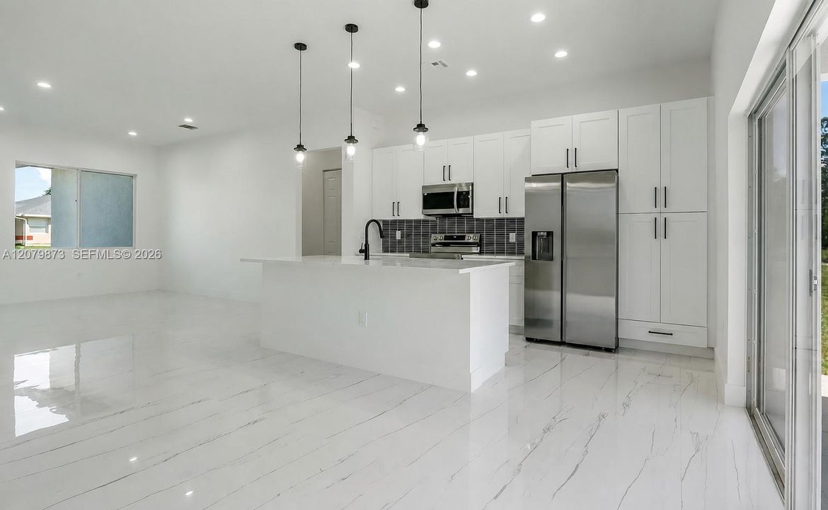 На продажу: $430,000 (3 спален, 2 ванн, 0 Квадратных фут)