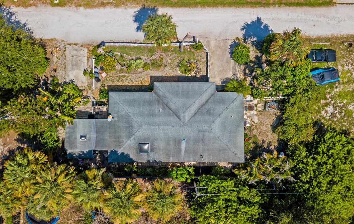 1076 NE Banyan Tree Dr_Kathy Perez_20