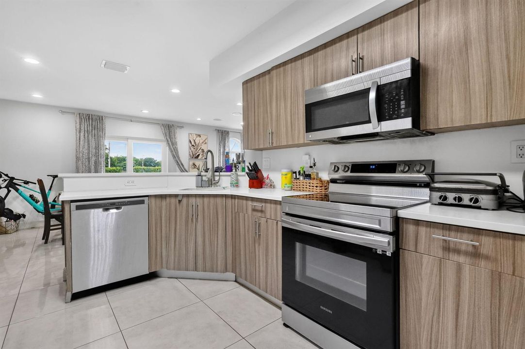 13-web-or-mls-8H3A9453