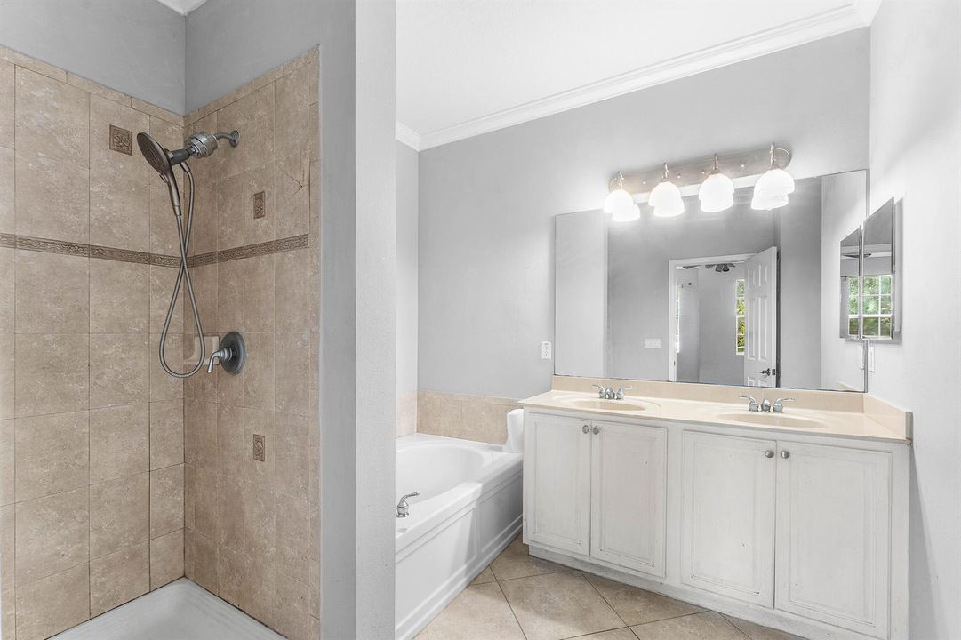 020-341IndianCreekParkway-103-Jupiter-FL